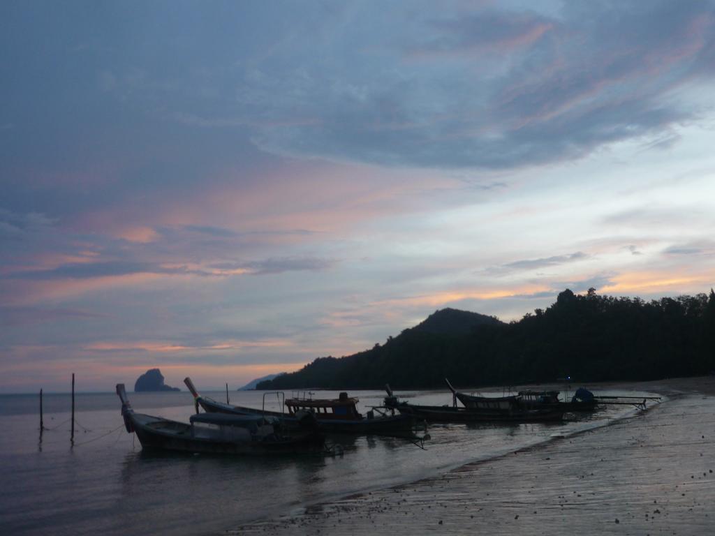 Pasai Beach Lodge Ko Yao Noi Dış mekan fotoğraf